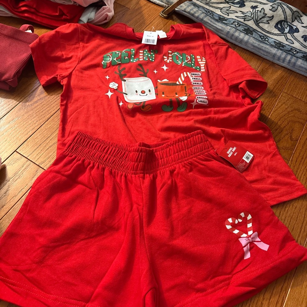 Red candy cane heart print shorts (shorts only)